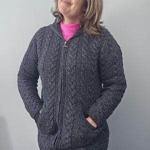 Cozy Cable-Knit Hooded Zip Sweater - Dark Charcoal